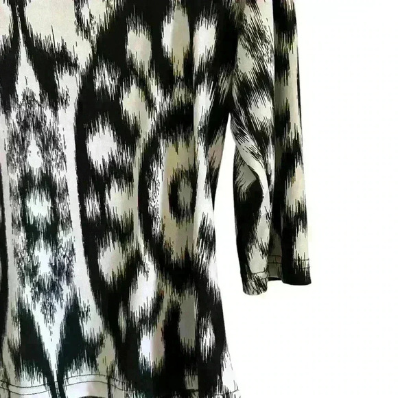 Y2K Abstract Black/White Cami - Picture 5 of 7